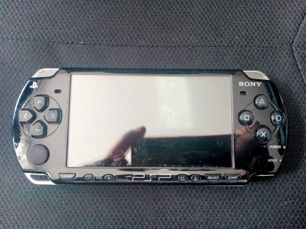Konsola PSP-2004