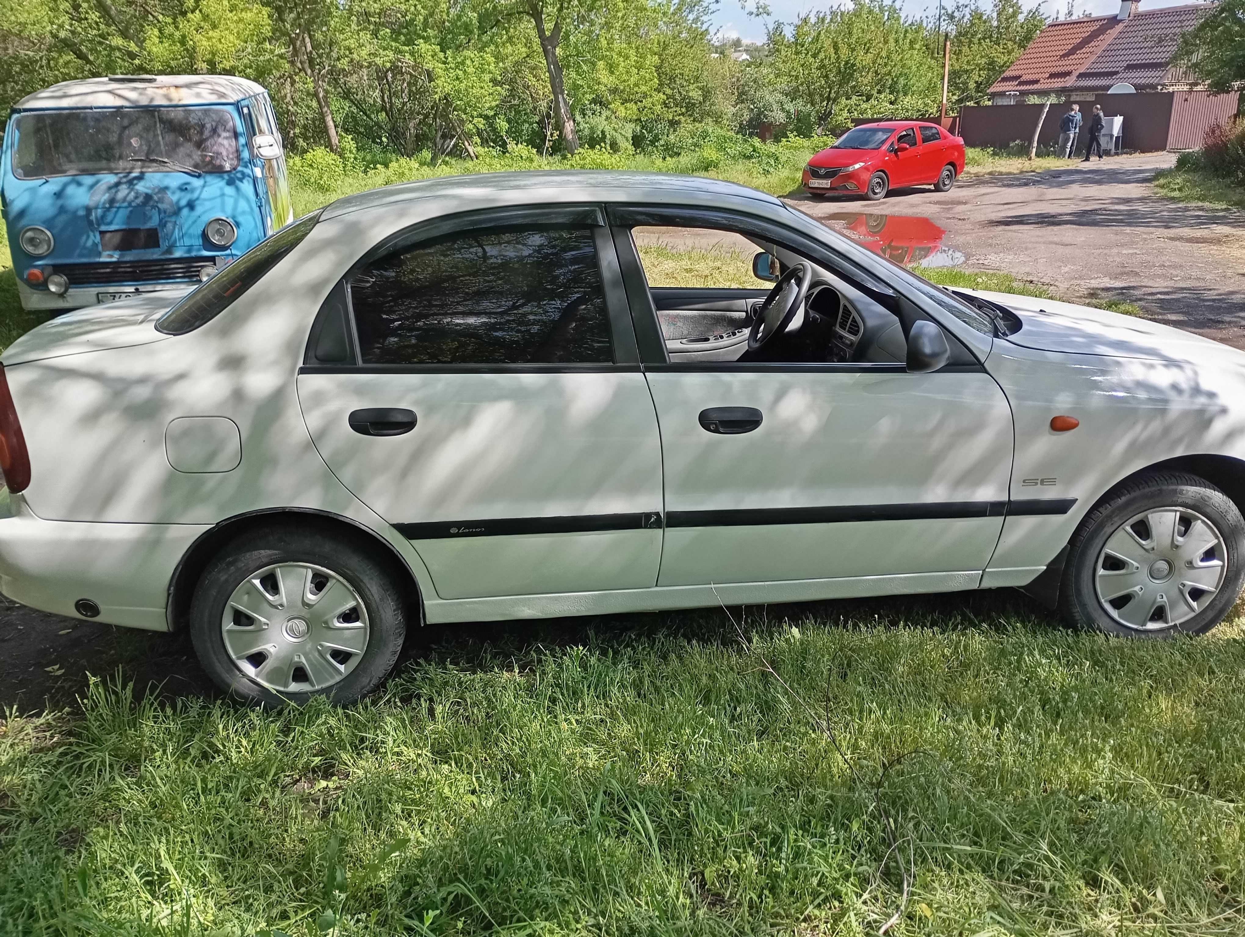 В рассрочку Daewoo Lanos 1.6 полной комплектации на газу
