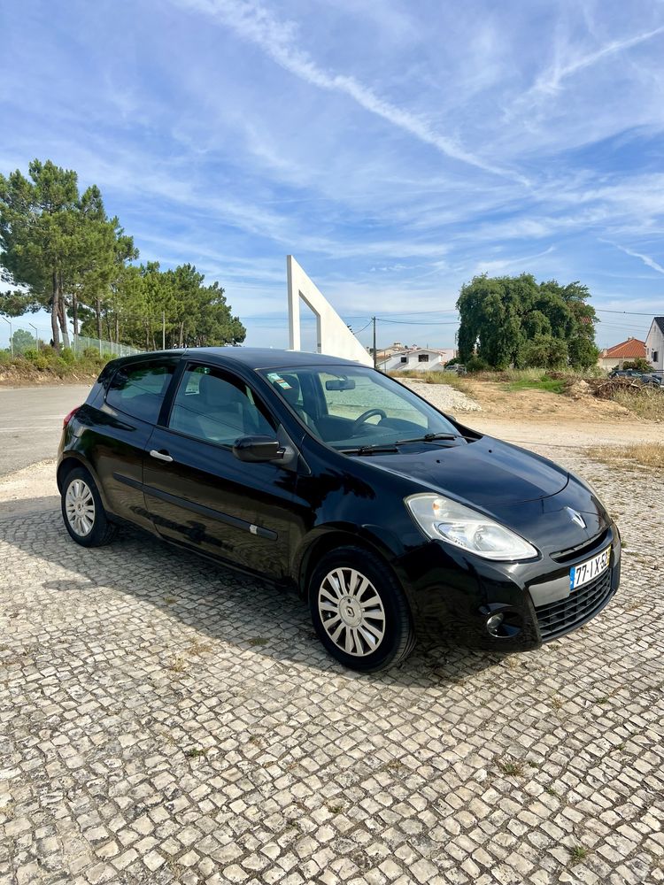 Renault Clio 1.2 - Financiamento