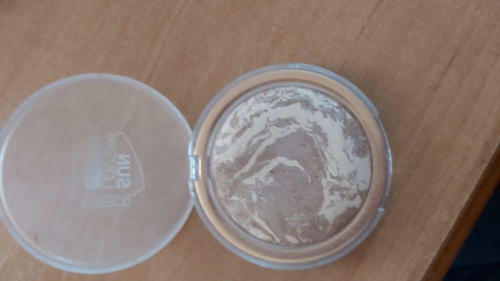 Bronzer Catrice nr 10 nieuzywany