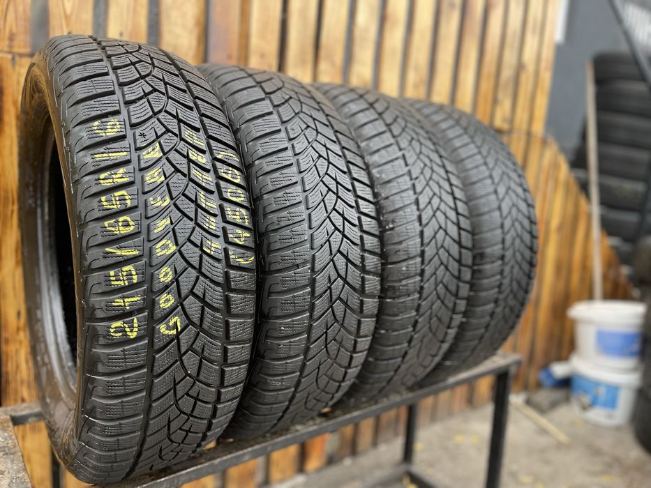 Шини 215/65 r16 Dunlop