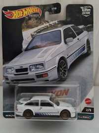 Hot Wheels Premium 1:64 Ford Sierra Canyon Warriors