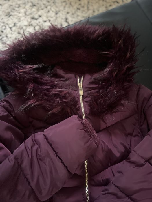 Ciepła kurtka zimowa dziewczęca bordowa z kapturem – rozmiar 140