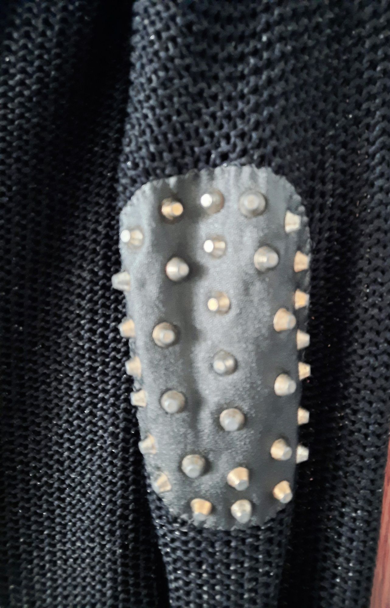 Sweter sweterek czarny złota nitka przezroczysty ćwieki eko skóra Uni