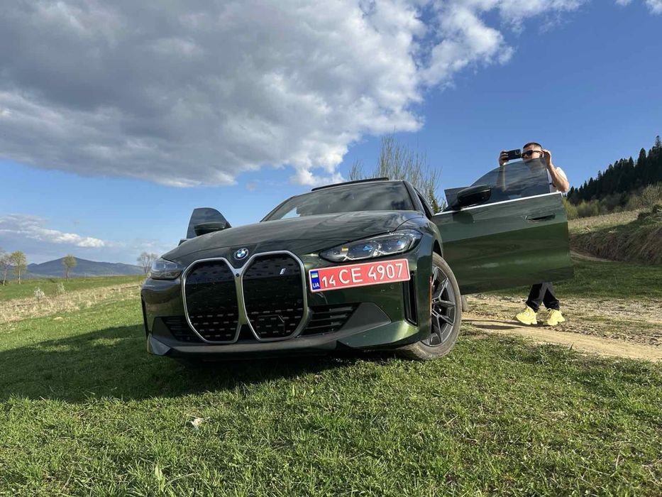 Bmw I4 2024рік 1600км пробігу