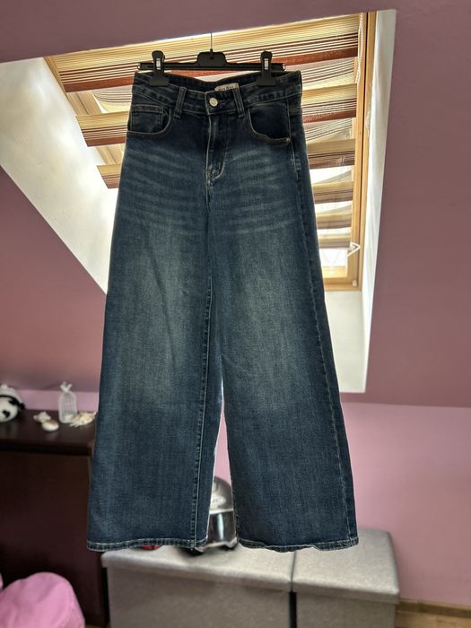 Sprzedam nowe jeans z wysokim stanem