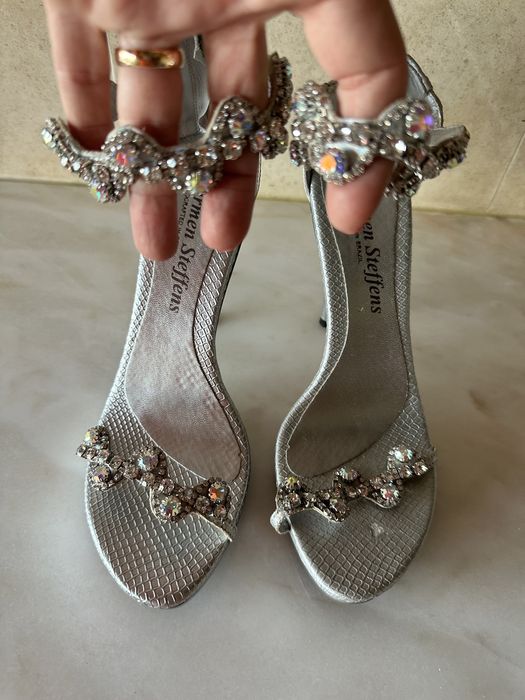 Sandálias salto alto Carmen Steffens