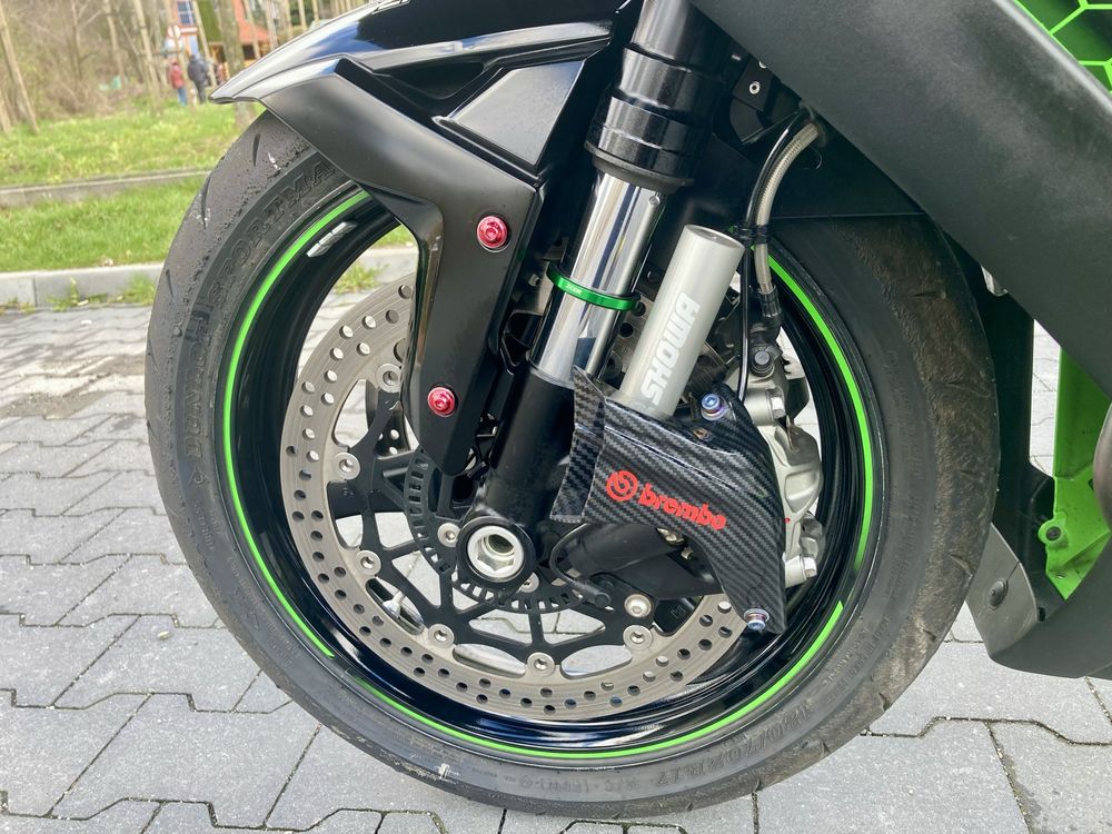 Kawaskaki zx10r KRT niski przebieg! (nie cbr,rsv4,gsxr,r1,bmw s1000rr)