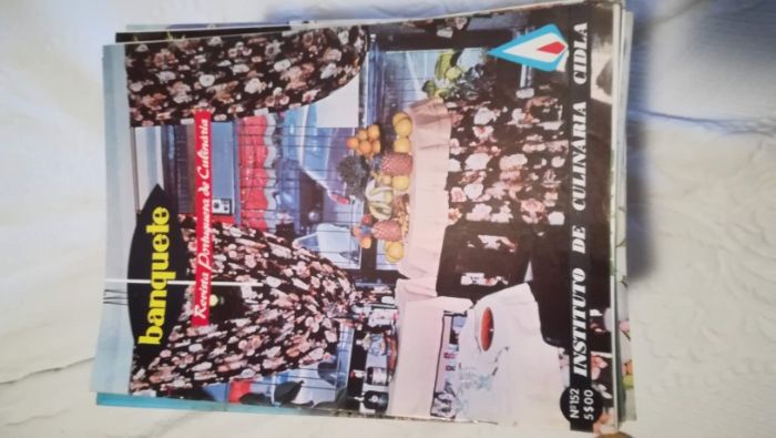 Revista e culinária vintage "Banquete"