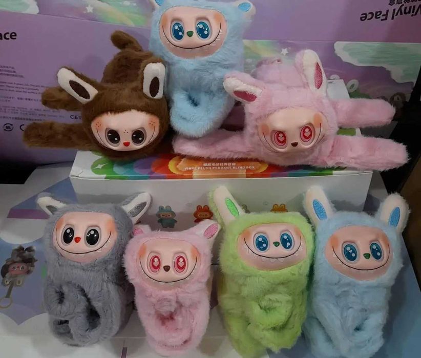 Мягкая игрушка браслет на руку Лабуба 17см с хвостиком цвев ассортиме