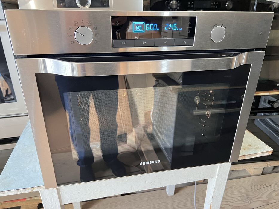 Духовка з свч Samsung 45 см  (Малайзія)
