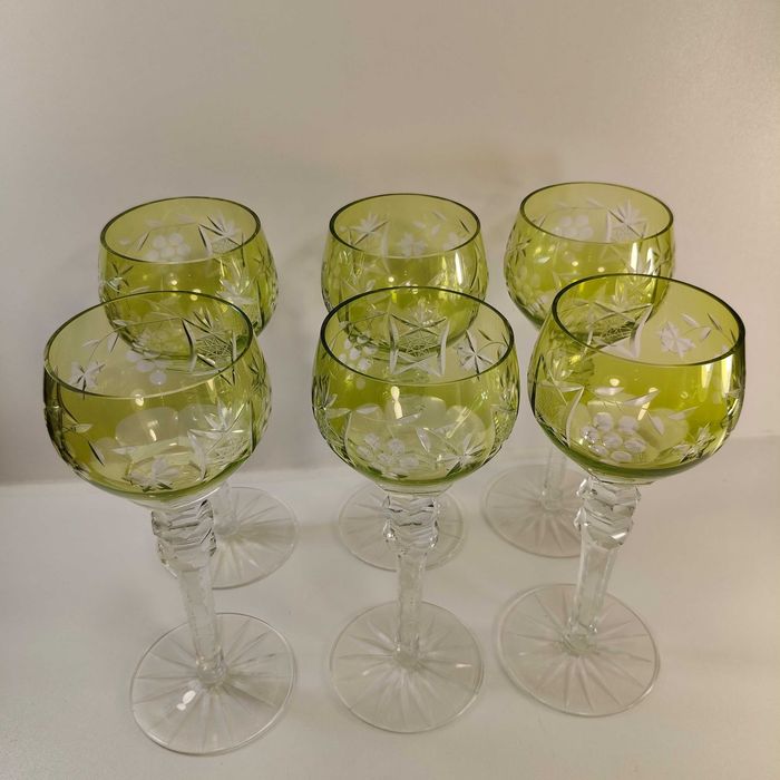 Kieliszki kryształowe remery do wina Hortensja jasno zielone 6szt PRL
