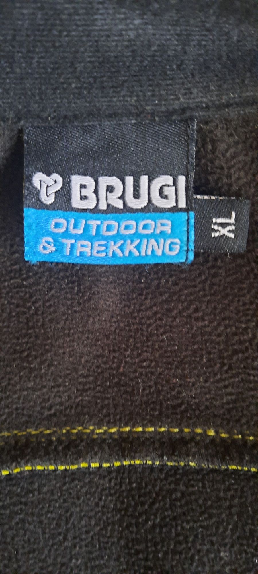 Kurtka softshell firmy Brugi.