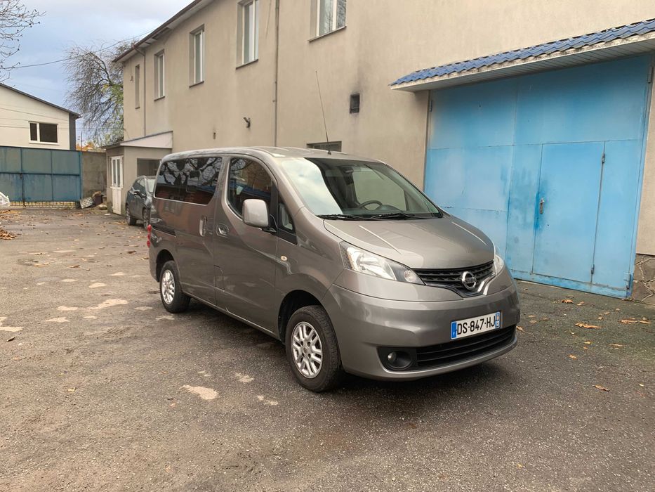 мини автобус Nissan NV200-2015р