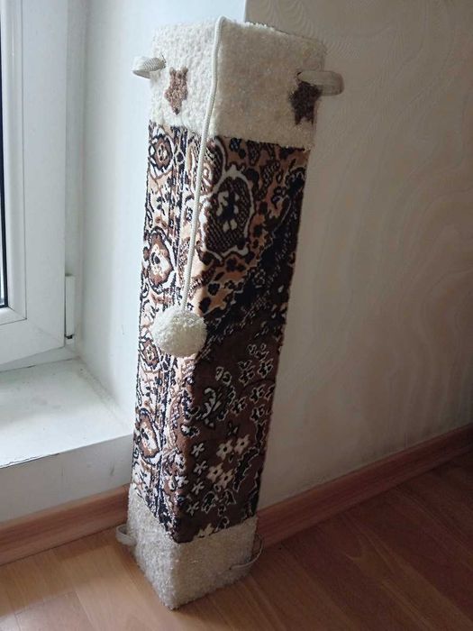 Угловая когтеточка. Кутова кігтеточка. Дряпка. Царапка.
