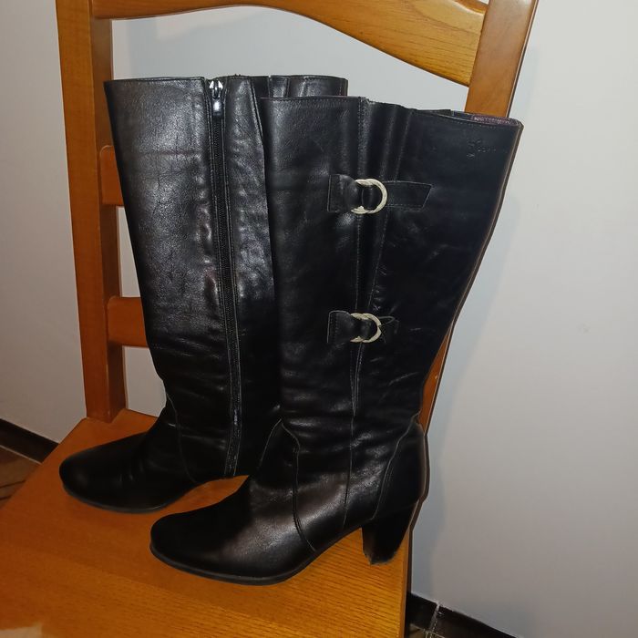 Bota alta de pele marca dorking n 40