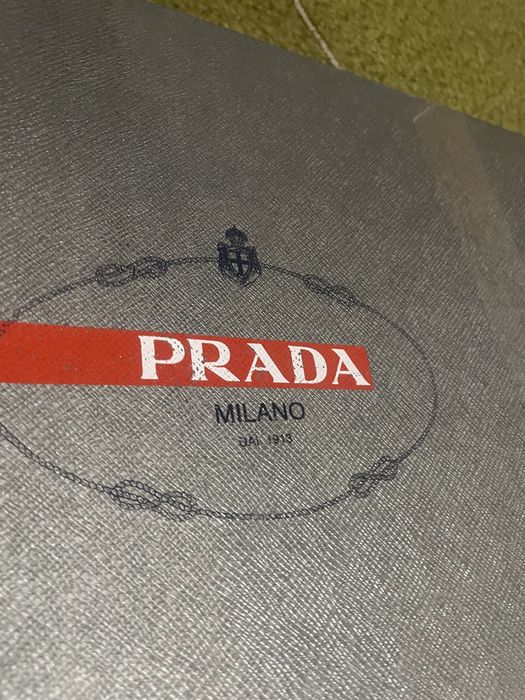 Prada Milano б.у