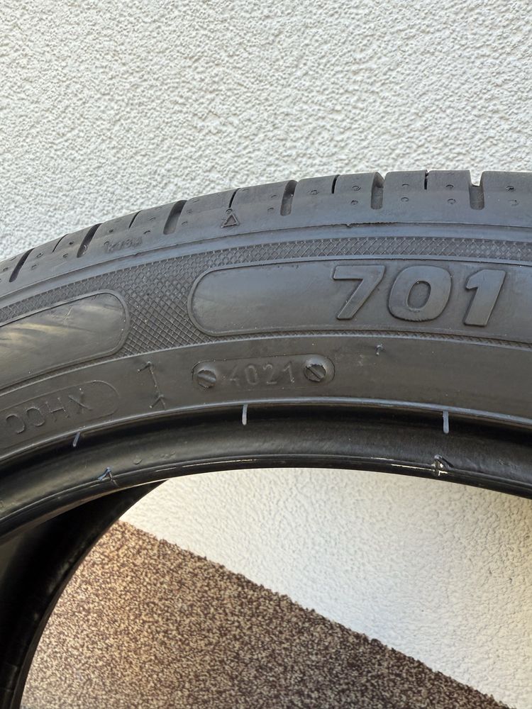 2 szt. Opon letnich 225/45 R19