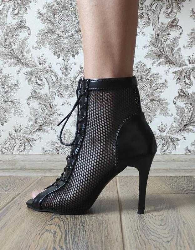 Хилсі. Туфлі для занять з heels.В наявності з 35 до 41 розміри