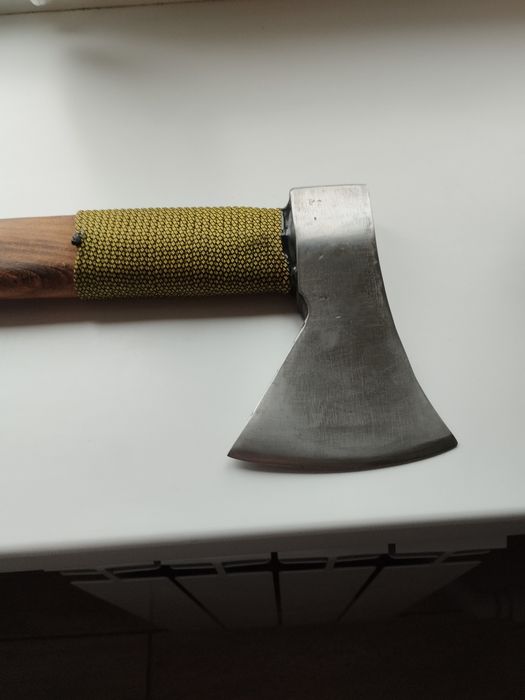 Сокира . Топор.      .