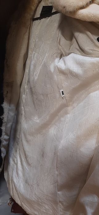 Продається натуральна шубка.