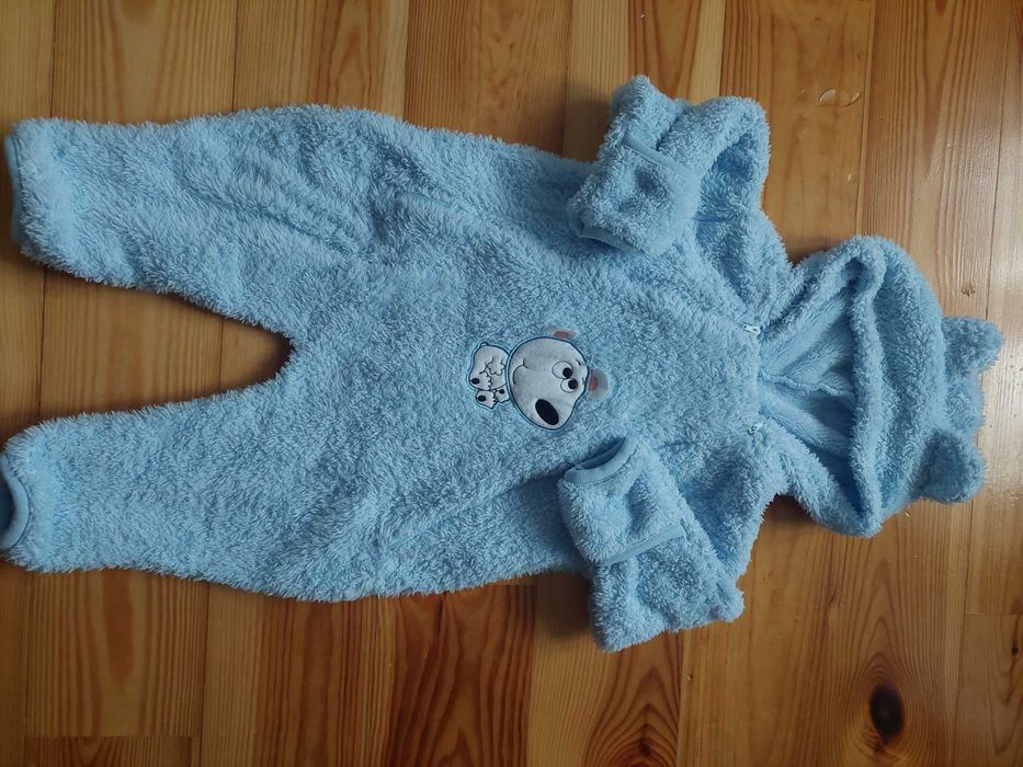 Kombinezon dla chłopca na wiosnę błękitny, rozm. 74