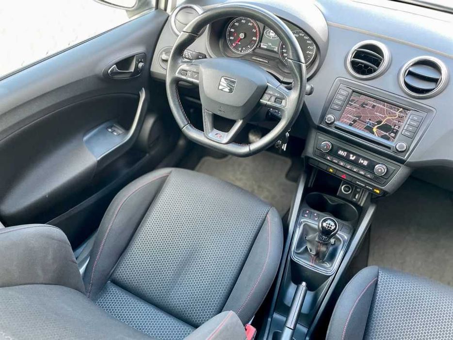 Wynajme TANIO SAMOCHODY pod Taxi Bolt Uber Freenow Bliq /BEZ LIMITU KM