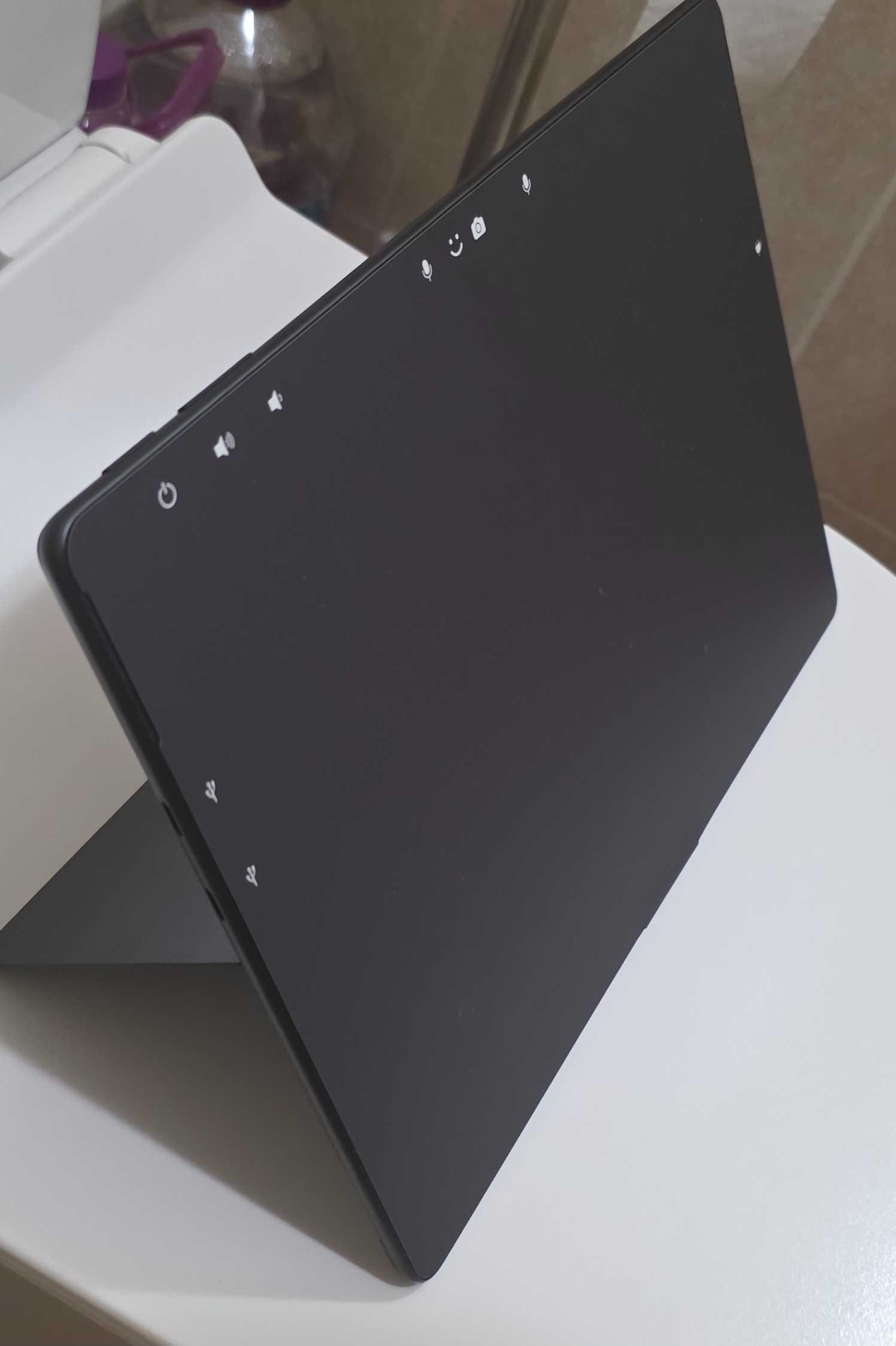 Microsoft surface pro snapdragon X Plus