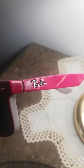 Oculos de sol Ry Ban de criança rosa