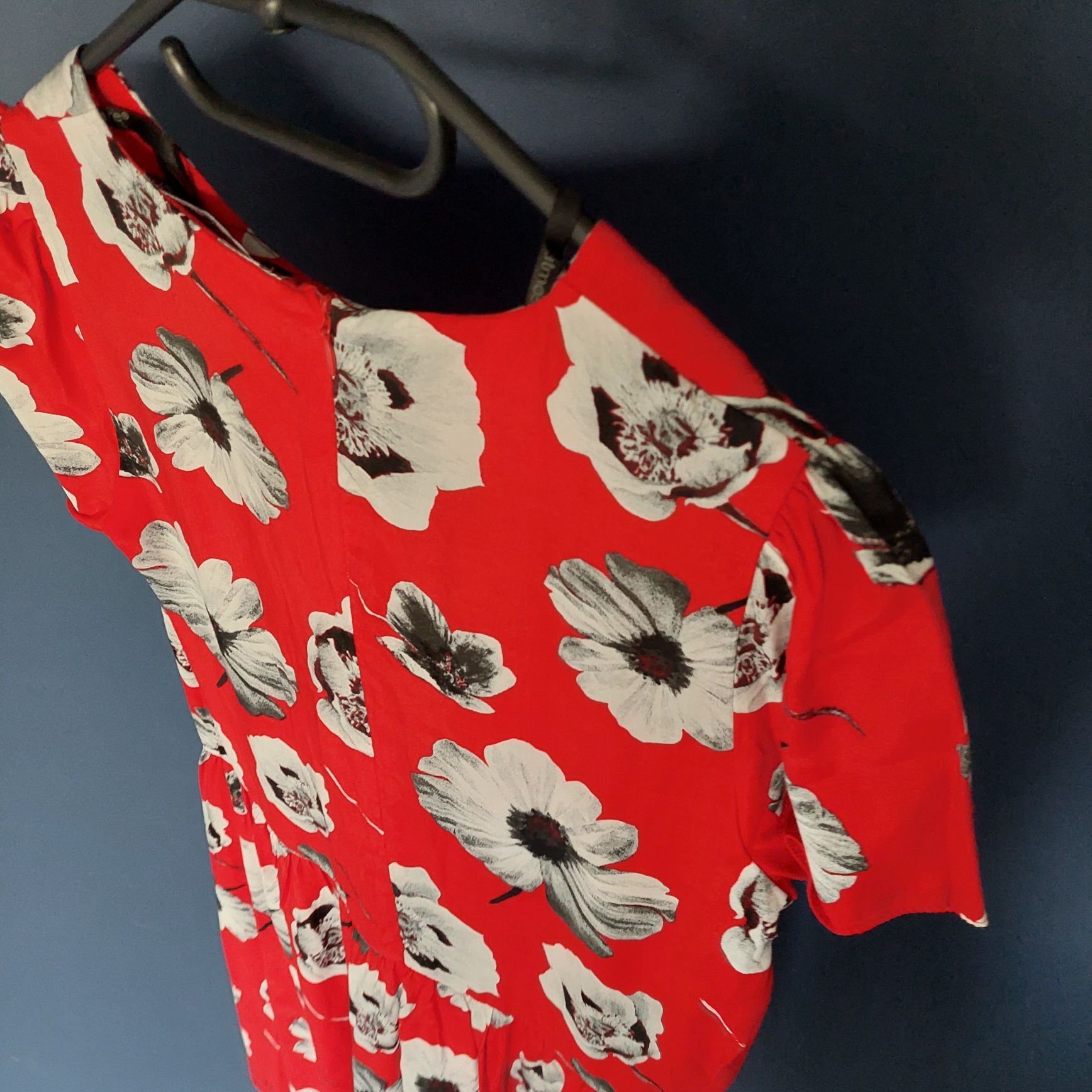 Sukienka PRIMARK NOWA ATMOSPHERE kwiaty czerwona 40 L