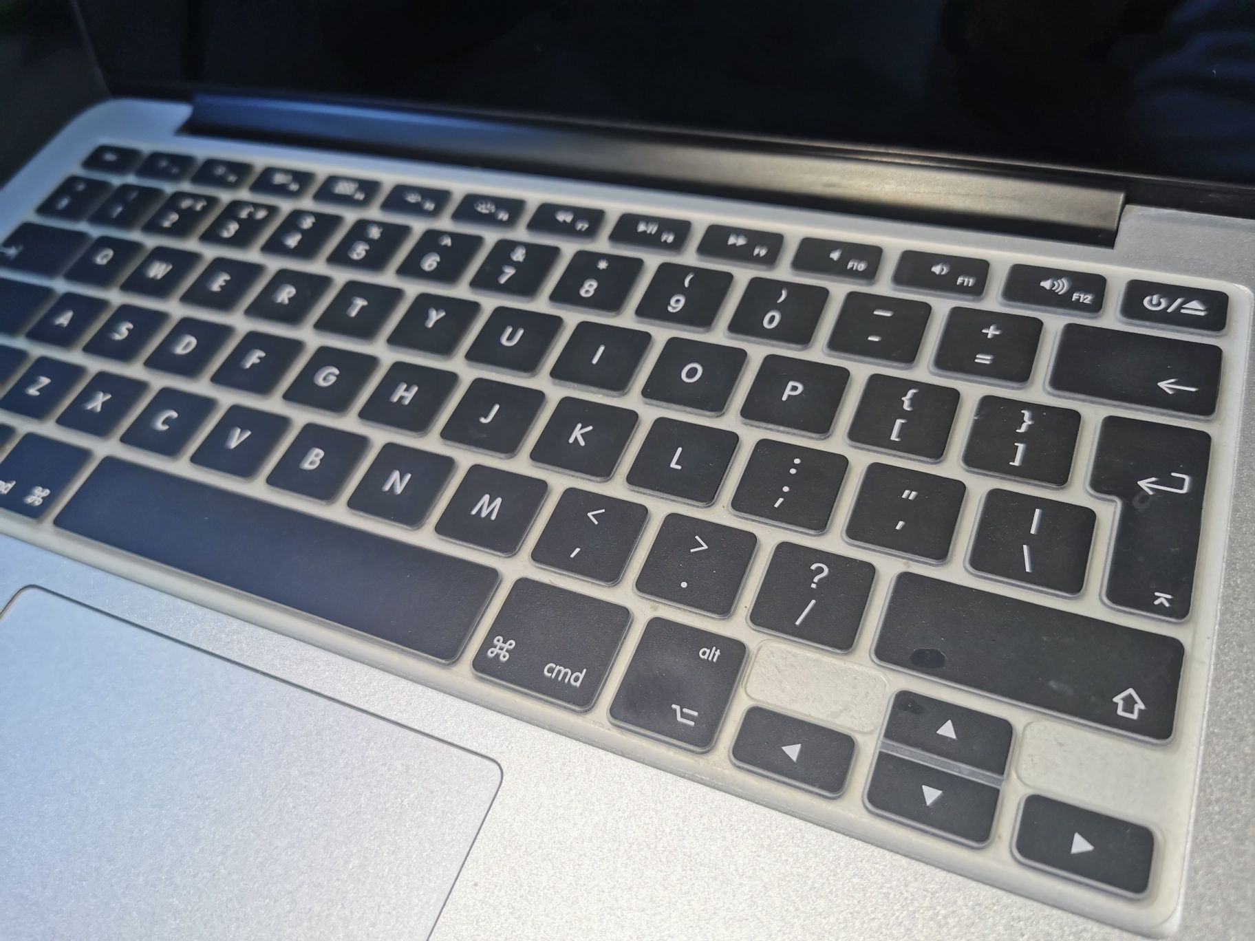 Macbook pro 13 cali model 2015 8/1000GB