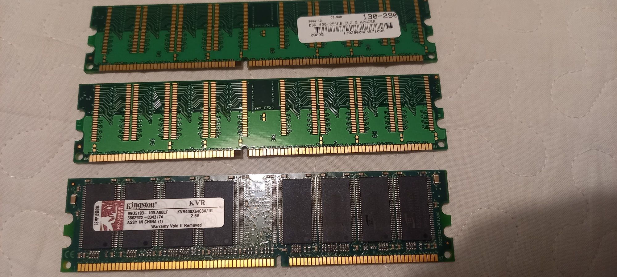 Kości pamięci DDR 256MB