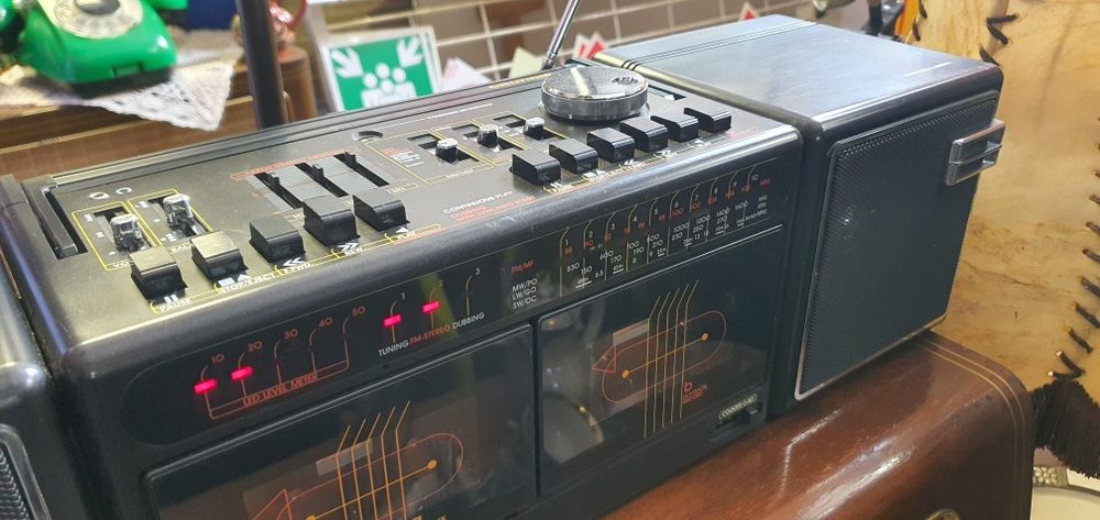 Radiomagnetofon Grundig