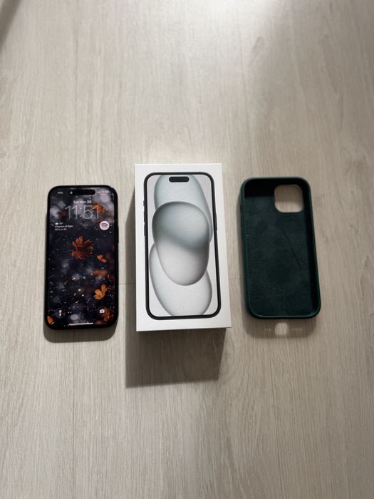 iPhone 15 128GB - em excelente estado