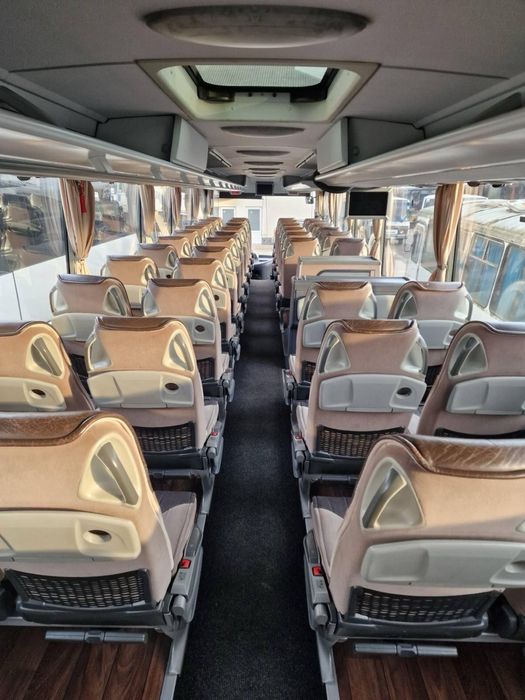 Оренда   мікроавтобусів , автобусів , легкових авто . Трансфер