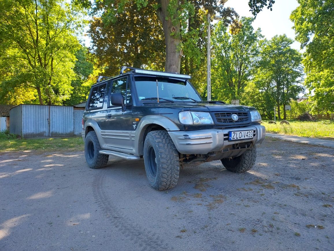 Hyundai Galloper 2.5 td, opony Mt