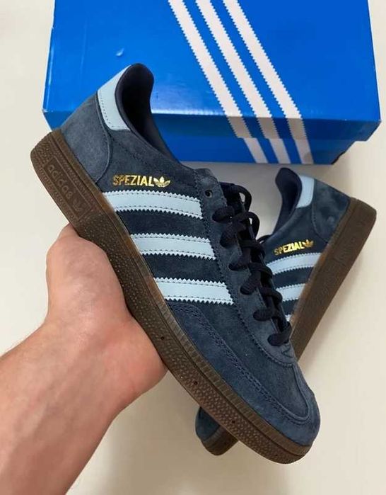 Buty damskie Trampk adidas Handball Spezial Navy Rozmiar.41
