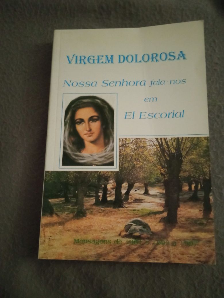 Livro "Virgem Dolorosa" Usado