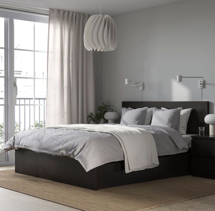Cama Ikea Malm com gavetões