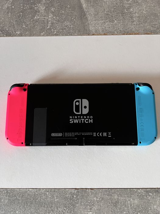 Nintendo Switch V1 + EAFC 24