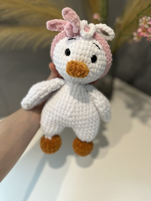 Szydełkowa maskotka kaczka