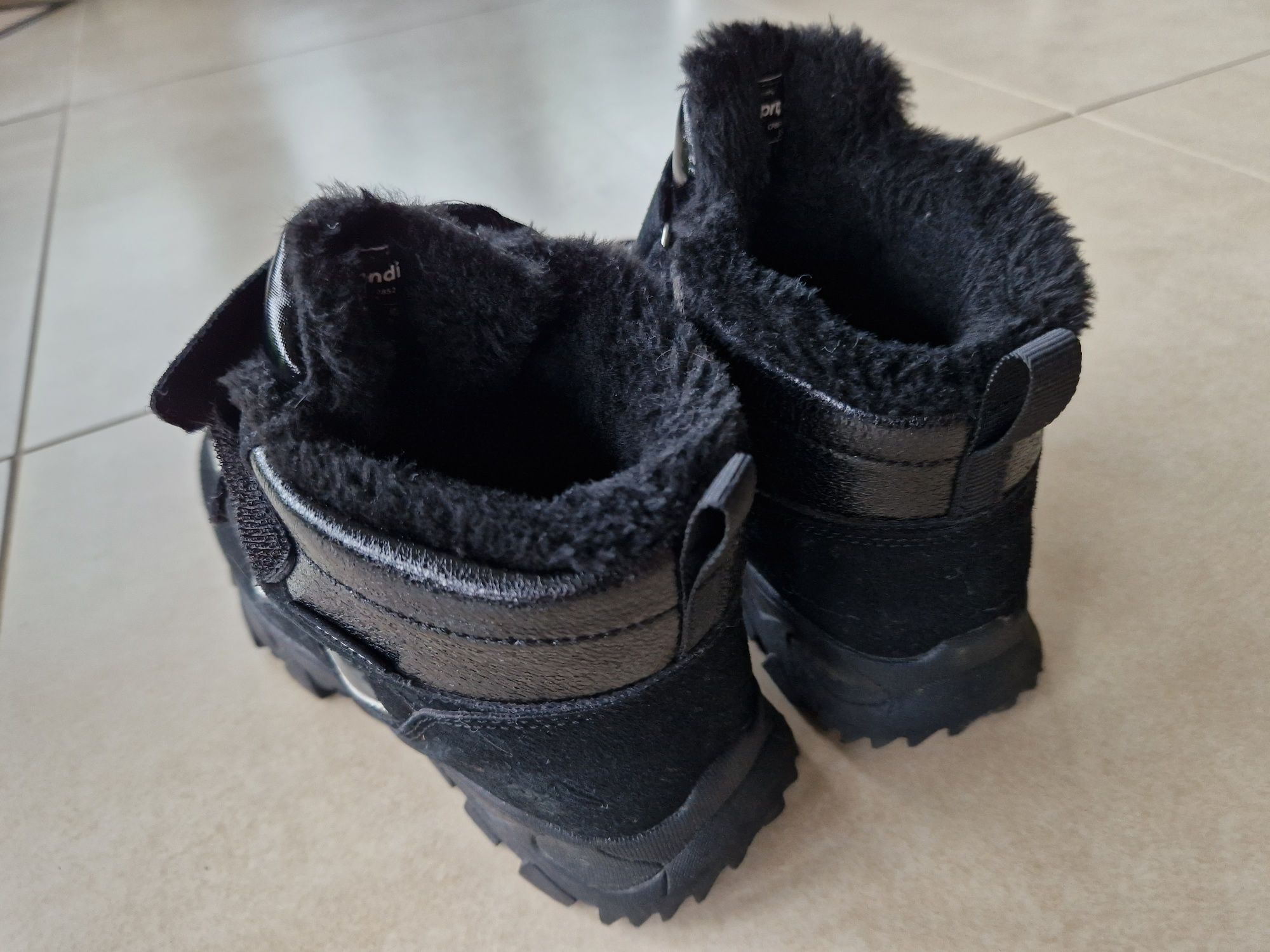Buty czarne zimowe Sprandi 33 (32)