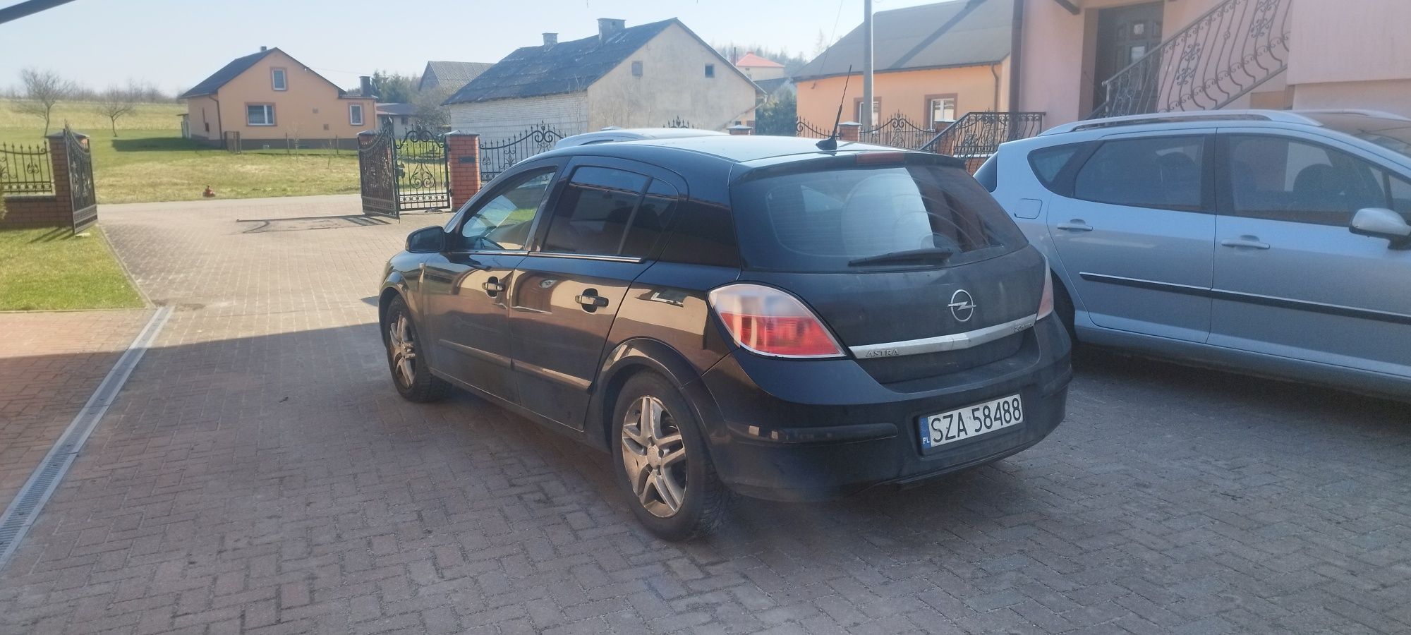 Opel astra h wersja cosmo