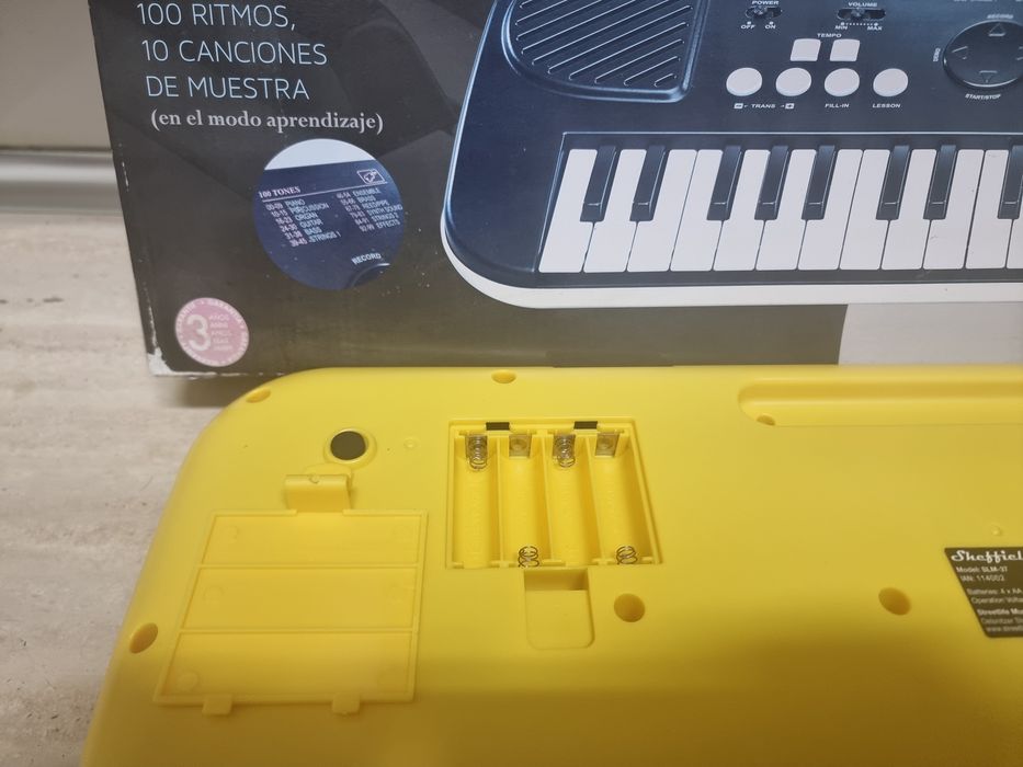 Teclado musical portátil