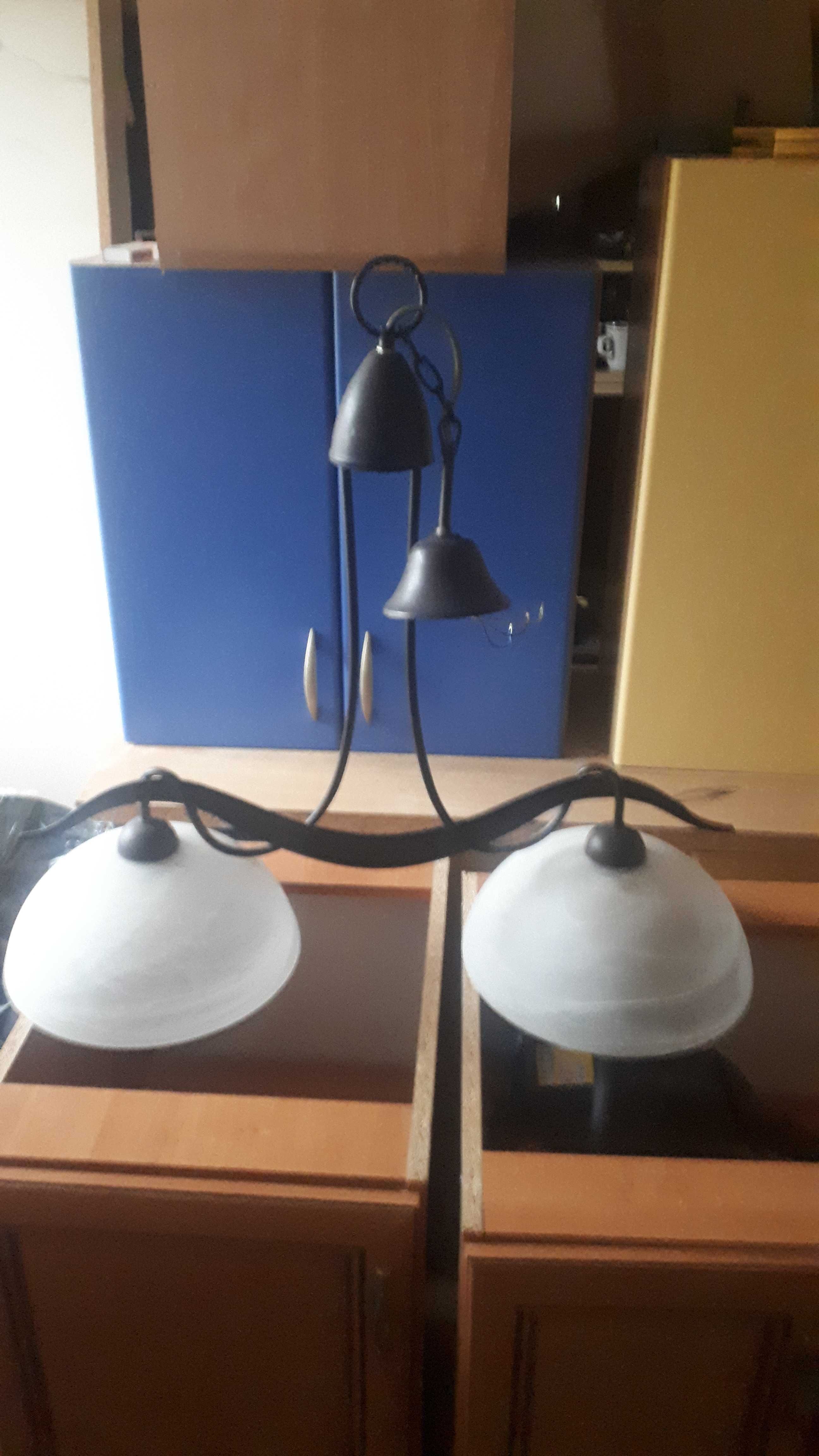 Ciekawa duza lampa metaloplastyka