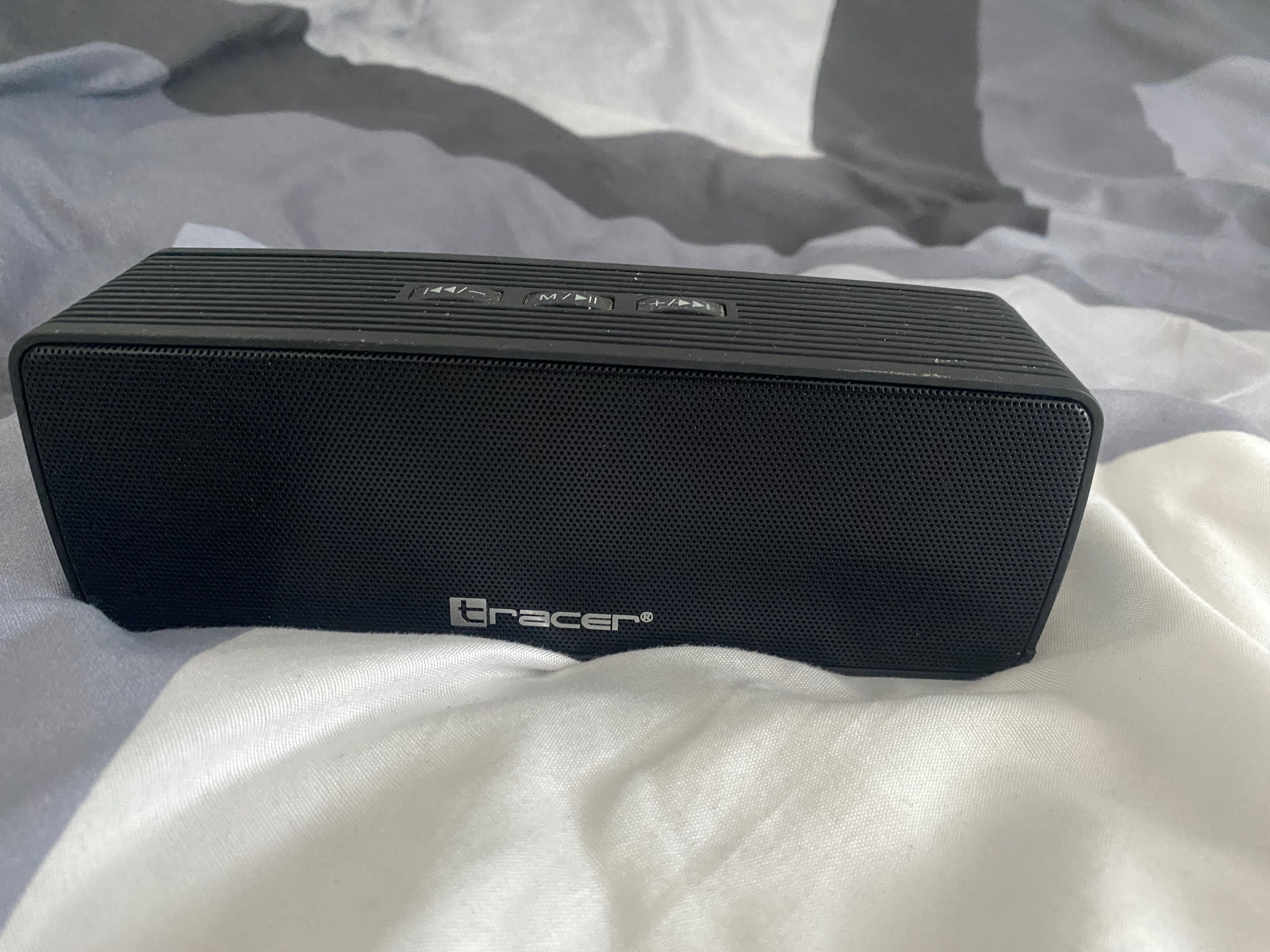 Głośnik z funkcją radia i bluetooth