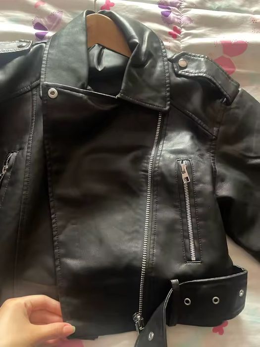Косуха Zara черная куртка кожаная косуха короткая оверсайз