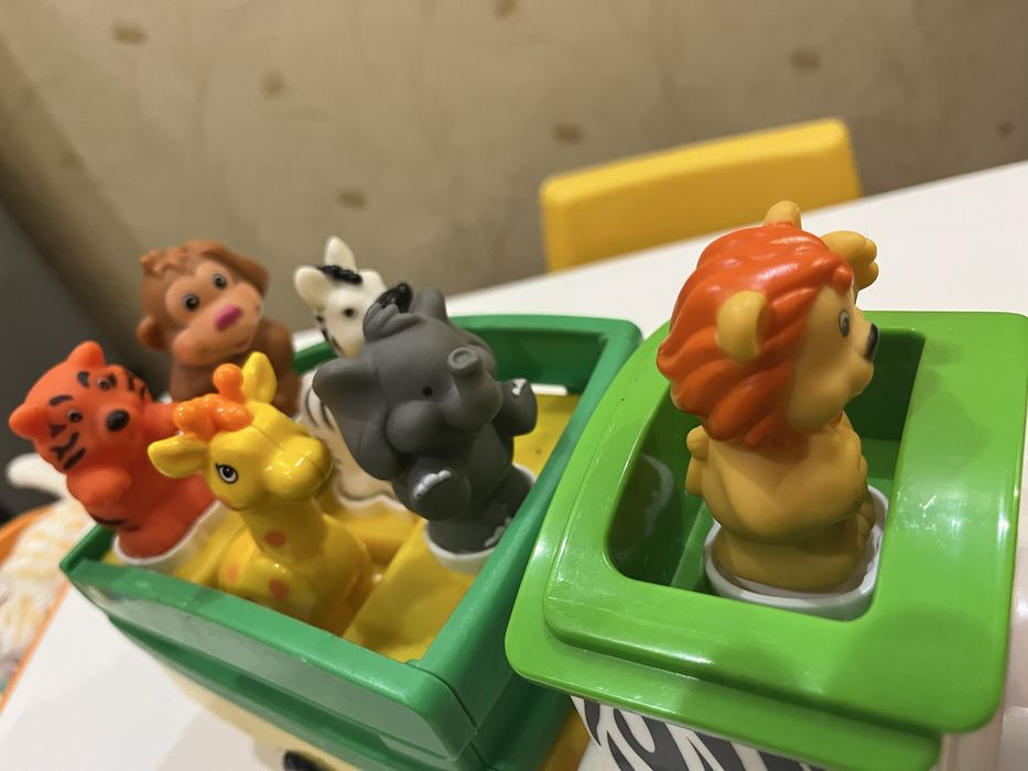 Паровоз Лімпопо інтерактивний