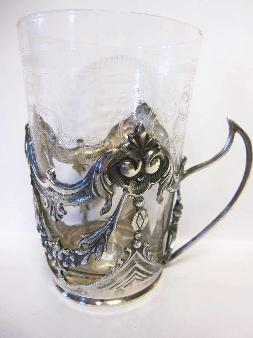 antigo copo em vidro gravado c armação em prata portuguesa contrastada