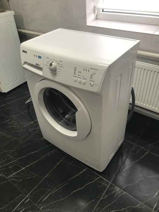 Пральна машина Zanussi 5кг